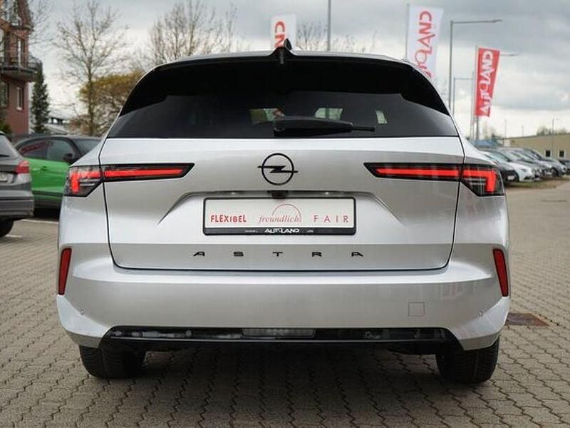 Neu Opel Astra 131 PS (96 kW) 2025 Silber Kombi