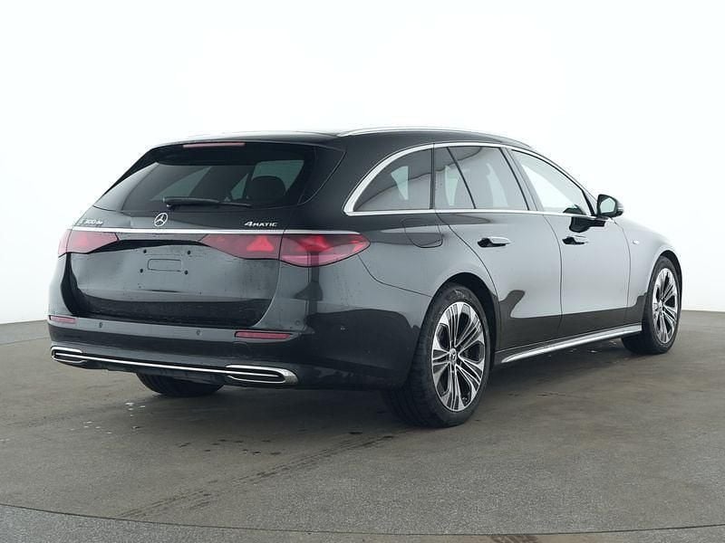 Gebraucht Mercedes E300 Premium 313 PS (230 kW) 2025 Schwarz Kombi
