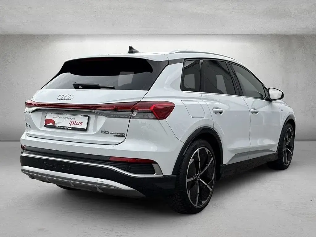 Second-hand Audi Q4 e-tron S-Line 219 kW (299 CP) 2021 Alb SUV