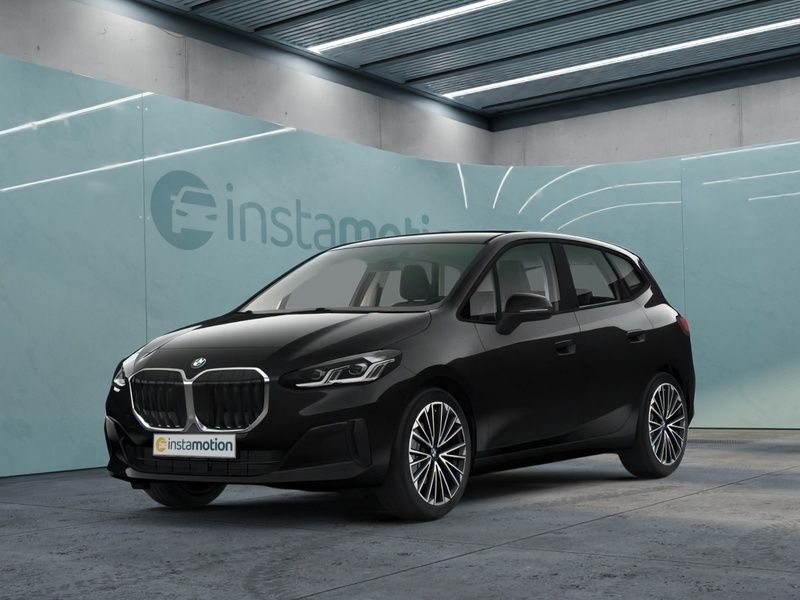 Schwarz Gebraucht 2024 BMW 218 Active Tourer Van / Kleinbus | 34.550 € (Superpreis) - Bild 1/4