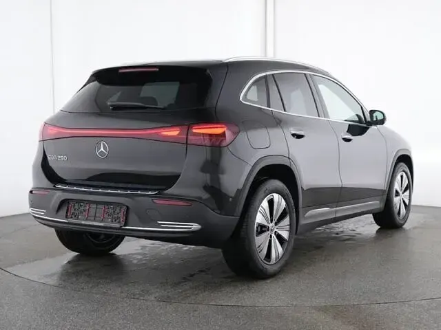 Gebraucht Mercedes EQA250 Progressive 139 kW (190 PS) 2025 Schwarz SUV