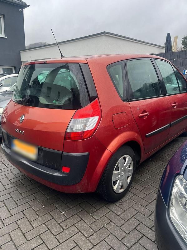 Używany Renault Scénic II 2005 Czerwony Minivan