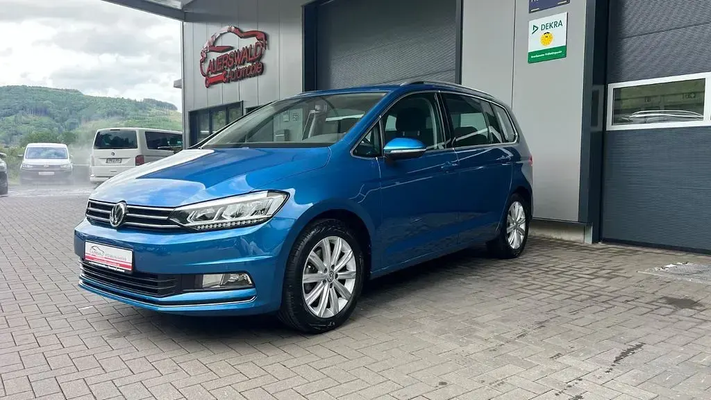 Gebraucht VW Touran Highline 150 PS (110 kW) 2016 Blau Van / Kleinbus