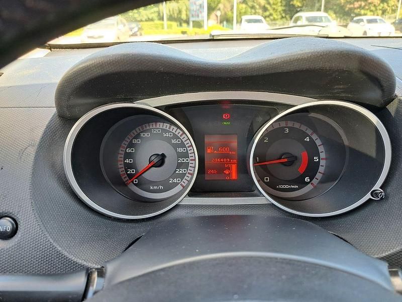 Gebraucht Mitsubishi Outlander Intense 212 PS (155 kW) 2008 Schwarz SUV