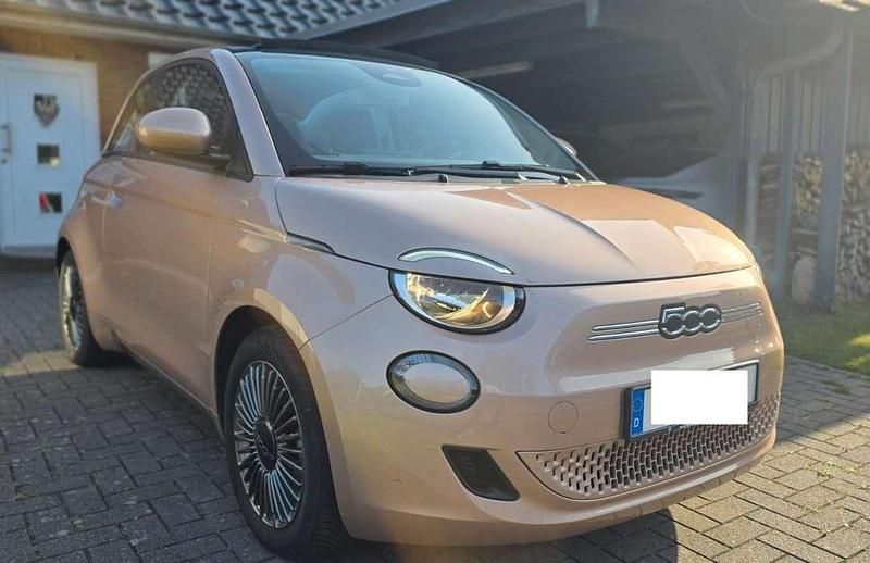 Gold Gebraucht 2023 Fiat 500e La Prima Cabrio | 21.700 € (Guter Preis) - Bild 1/4