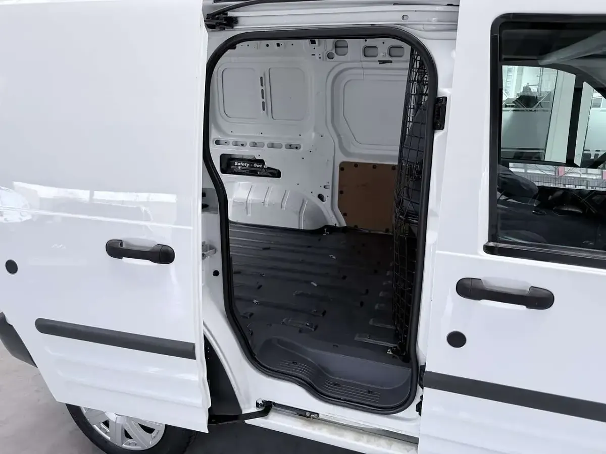 Occasion Ford Transit Connect 75 ch (55 kW) 2013 Blanc Monospace