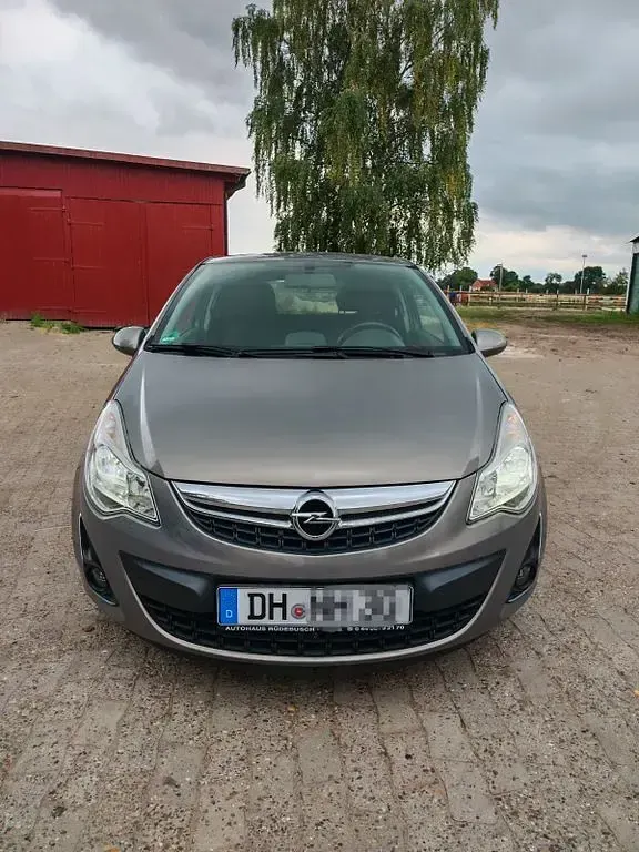 Gebraucht Opel Corsa Edition 87 PS (63 kW) 2011 Grau Kleinwagen
