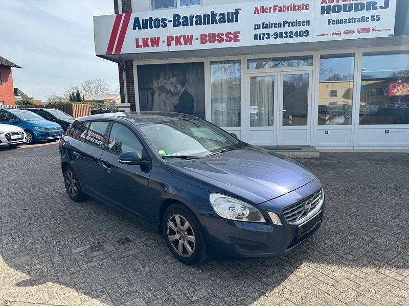 Gebraucht Volvo V60 Kinetic 163 PS (119 kW) 2012 Blau Kombi