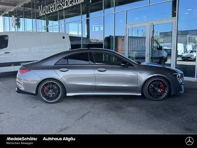 Gebraucht Mercedes CLA45 AMG AMG 421 PS (309 kW) 2023 Lack mountaingrau Coupé