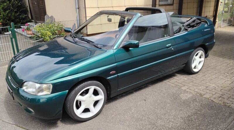 Grün Gebraucht 1996 Ford Escort Cabriolet Cabrio | 3.950 € - Bild 1/4