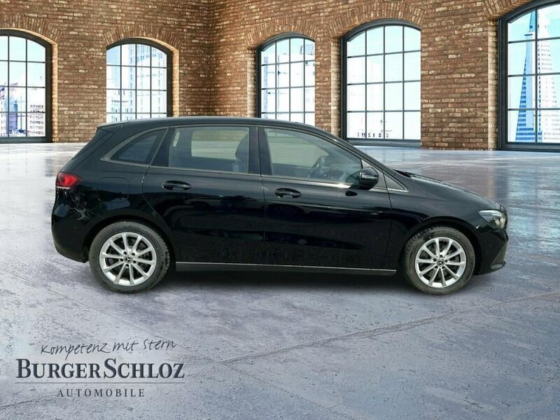 Gebraucht Mercedes B250e 218 PS (160 kW) 2022 Unilack nachtschwarz Van / Kleinbus