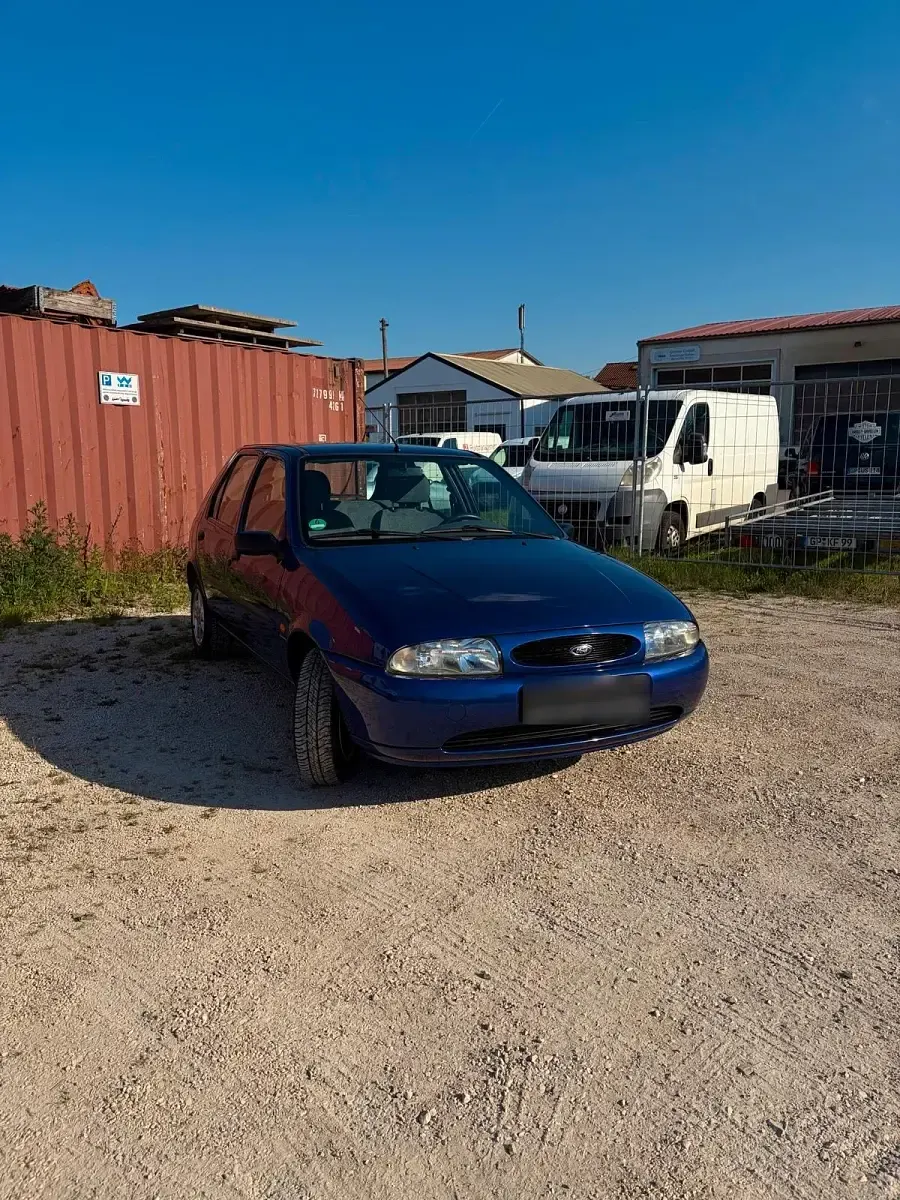 Gebraucht Ford Fiesta 75 PS (55 kW) 1999 Blau Kleinwagen