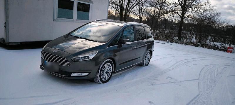 Gebraucht Ford Galaxy 180 PS (132 kW) 2016 Grau Van / Kleinbus