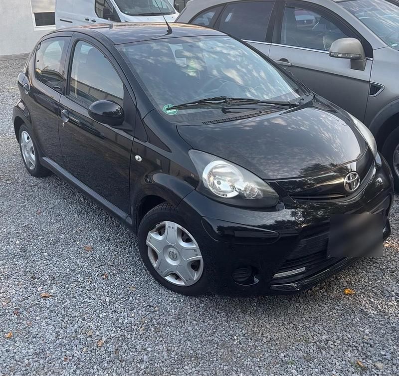 Schwarz Gebraucht 2008 Toyota Aygo Kleinwagen | 3.800 € (Teuer) - Bild 1/4