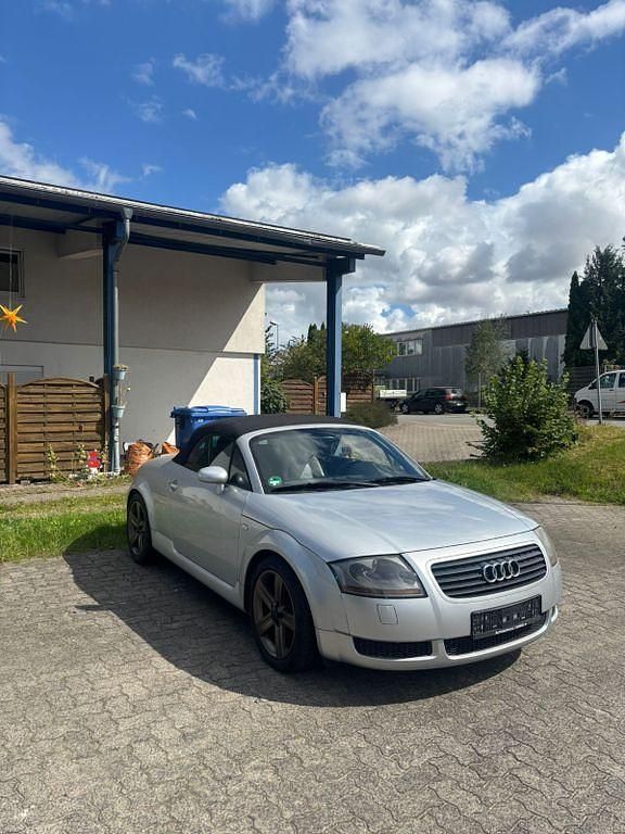 Silber Gebraucht 2000 Audi TT Roadster Sport Cabrio | 3.500 € (Fairer Preis) - Bild 1/4