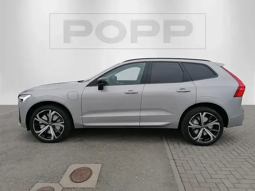 Gebraucht Volvo XC60 Plus 398 PS (292 kW) 2023 Silver dawn SUV