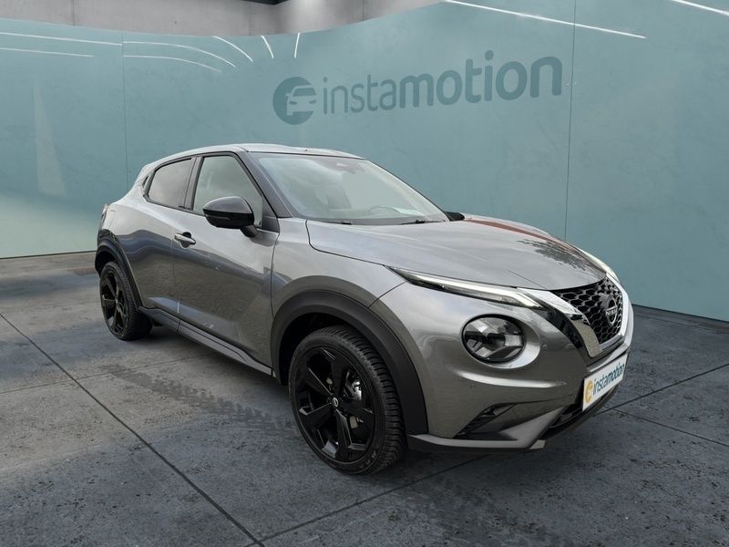 Grau Gebraucht 2024 Nissan Juke Tekna SUV | 25.530 € (Teuer) - Bild 1/4