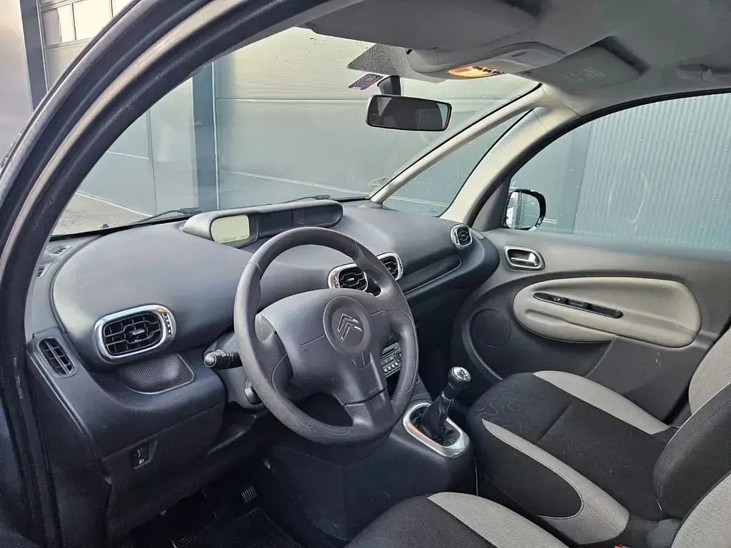Gebraucht Citroën C3 Tendance 95 PS (69 kW) 2011 Grau Van / Kleinbus