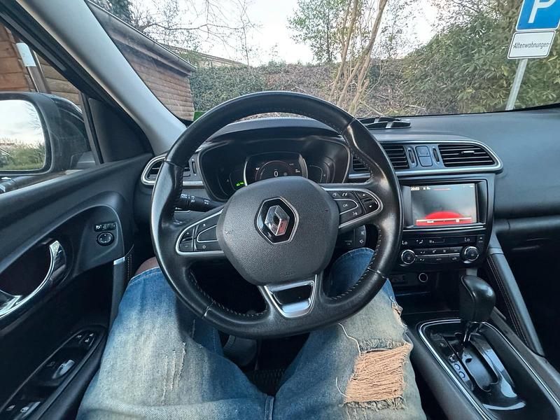 Second-hand Renault Kadjar 110 CP (80 kW) 2015 Negru SUV
