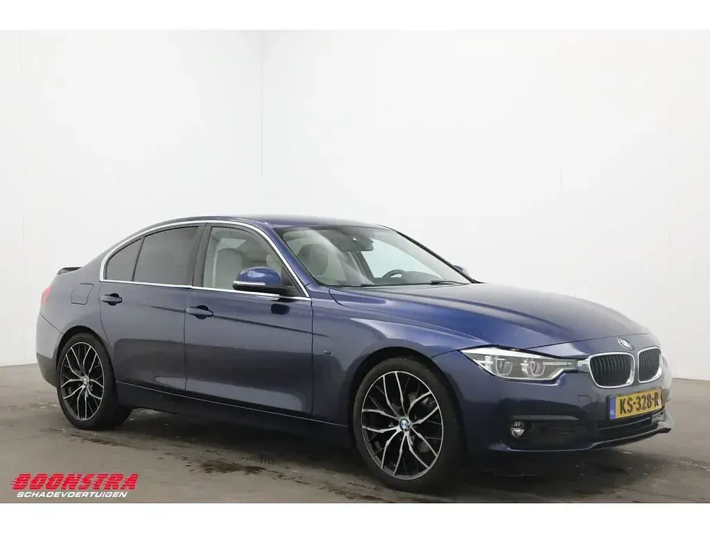 Gebraucht BMW 318 136 PS (100 kW) 2016 Blau Limousine