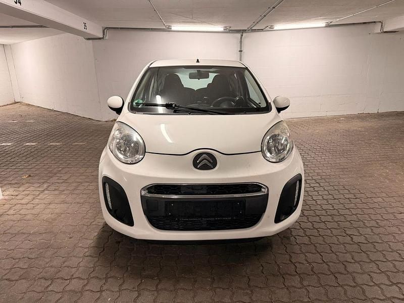 Weiß Gebraucht 2014 Citroën C1 Attraction Kleinwagen | 3.500 € (Guter Preis) - Bild 1/4