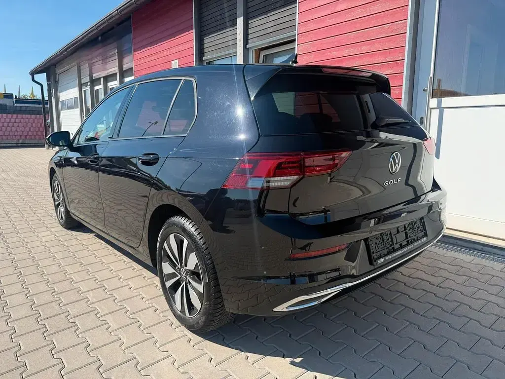 Gebraucht VW Golf VIII Move 150 PS (110 kW) 2023 Schwarz Limousine