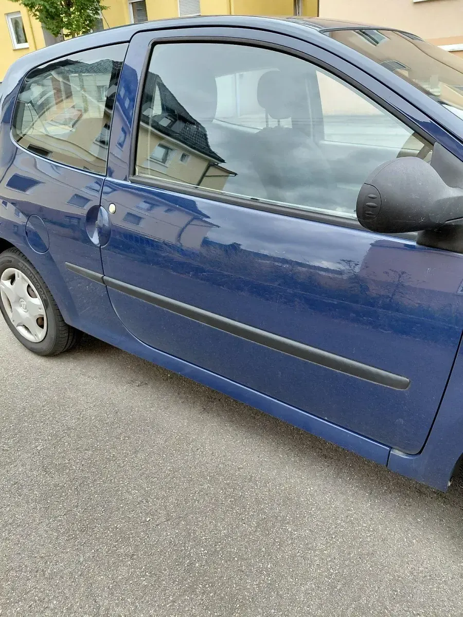 Gebraucht Renault Twingo 58 PS (42 kW) 2008 Blau Kleinwagen