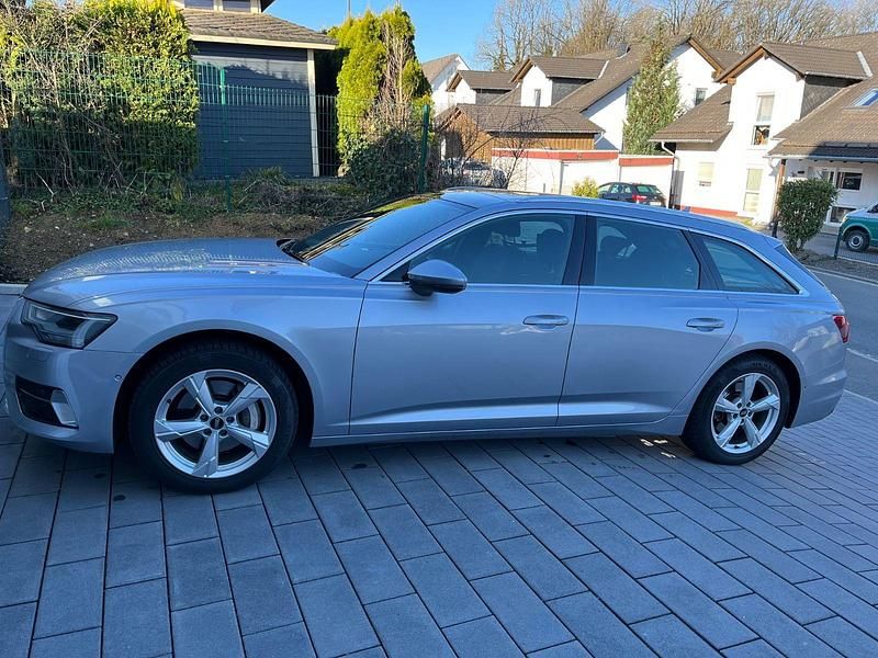 Gebraucht Audi A6 Ambiente 265 PS (194 kW) 2022 Silber Kombi
