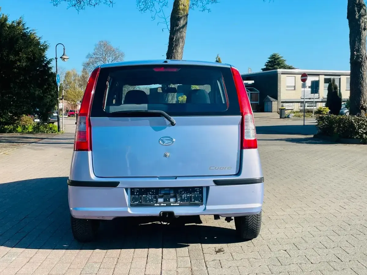 Gebraucht Daihatsu Cuore 58 PS (42 kW) 2005 Blau Kleinwagen