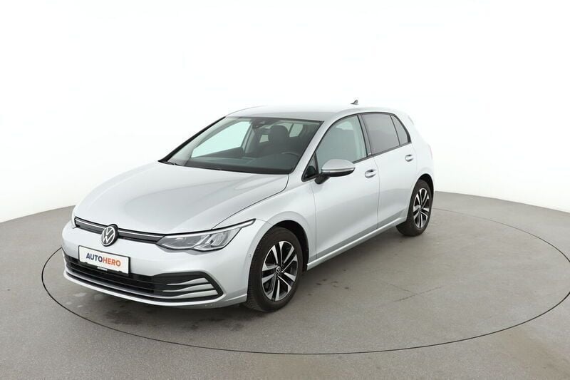 Grau Gebraucht 2021 VW Golf VIII United Limousine | 17.720 € (Fairer Preis) - Bild 1/4