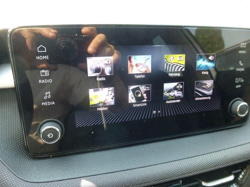 Gebraucht Skoda Fabia Selection 95 PS (69 kW) 2024 Weiß Kleinwagen