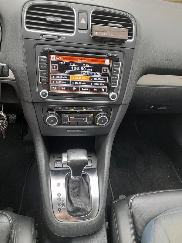 Gebraucht VW Golf 160 PS (117 kW) 2009 Silber Coupé