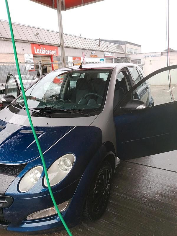 Second-hand Smart ForFour 95 CP (69 kW) 2005 Albastru Hatchback