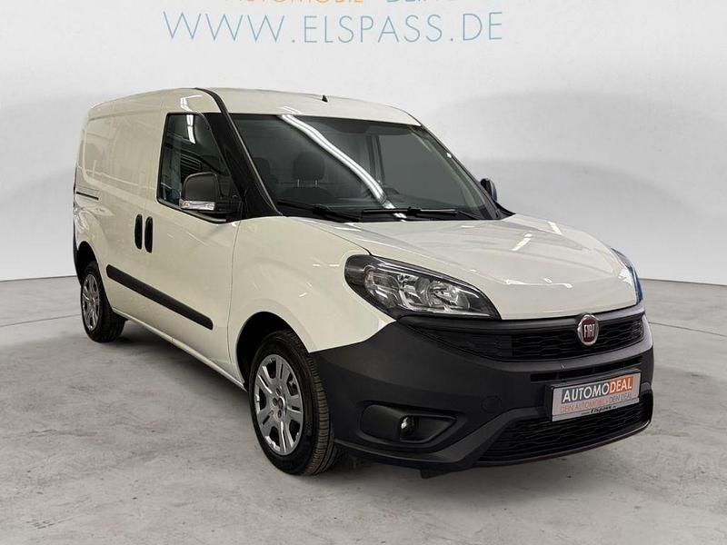 Gebraucht Fiat Doblò 90 PS (66 kW) 2022 Weiß) (weiss Van / Kleinbus