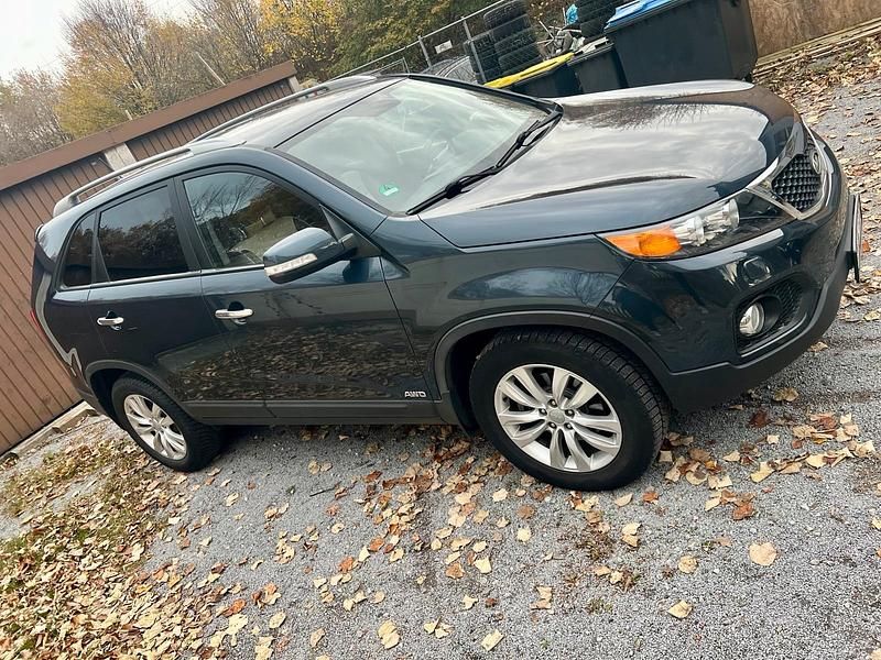 Blau Gebraucht 2011 Kia Sorento SUV | 6.250 € (Guter Preis) - Bild 1/4
