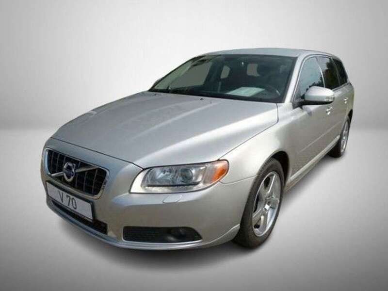 Silber metallic Gebraucht 2011 Volvo V70 Kombi | 6.800 € (Fairer Preis) - Bild 1/4