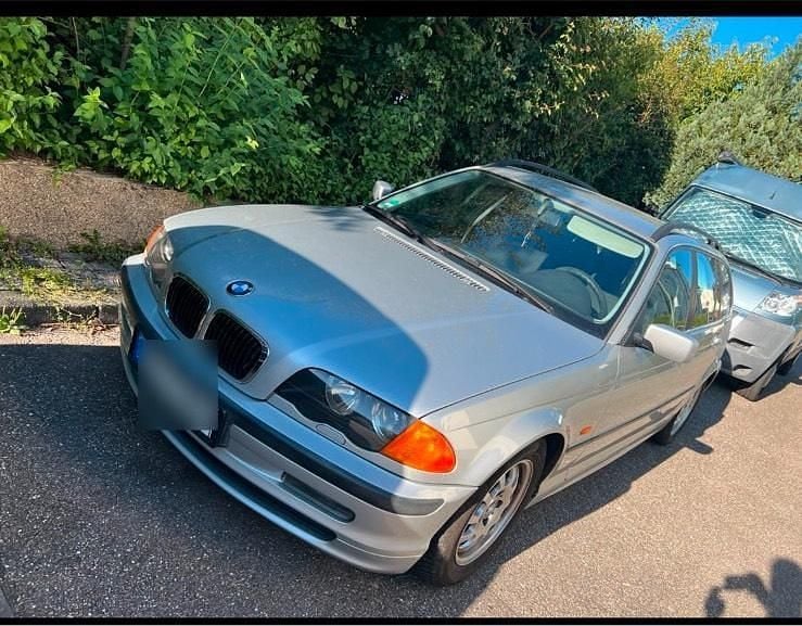 Second-hand BMW 320 150 CP (110 kW) 2000 Argintiu Break