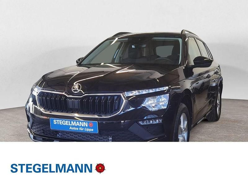 Schwarzmagic perleffekt Gebraucht 2025 Skoda Kamiq Essence SUV | 25.810 € (Teuer) - Bild 1/4