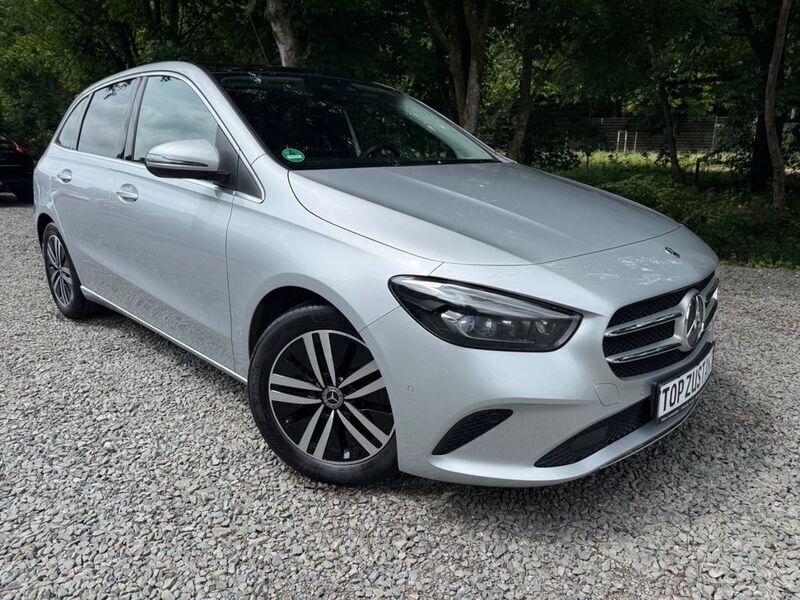 Iridiumsilber metalliclack Gebraucht 2020 Mercedes B200 Van / Kleinbus | 22.999 € (Fairer Preis) - Bild 1/4