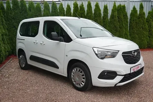 Gebraucht Opel Combo 110 PS (80 kW) 2021 Andere Van / Kleinbus