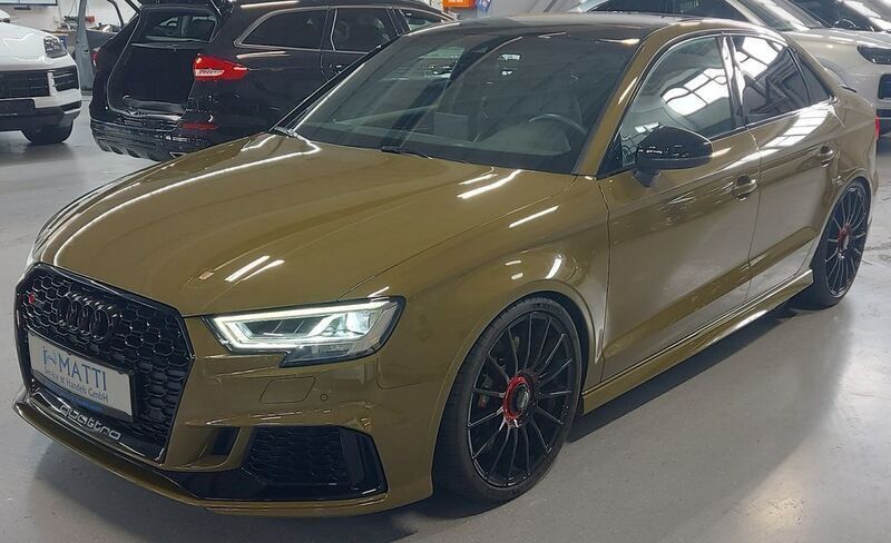 Grün Gebraucht 2021 Audi RS3 Comfort Kleinwagen | 49.900 € (Guter Preis) - Bild 1/4