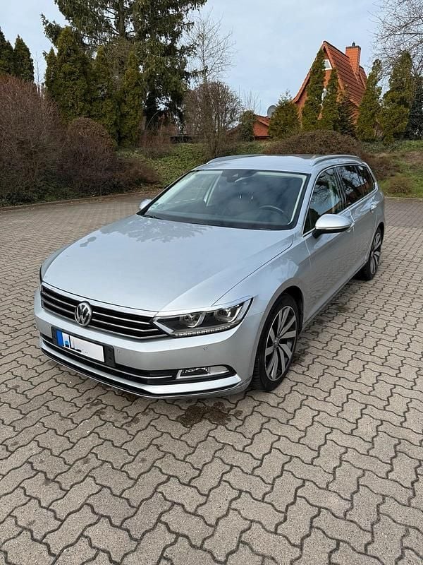 Gebraucht VW Passat 190 PS (139 kW) 2018 Silber Kombi
