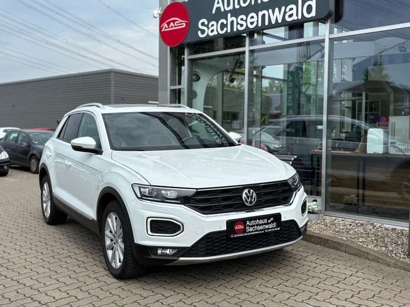 Pure white Gebraucht 2018 VW T-Roc Sportline SUV | 26.450 € (Etwas zu teuer) - Bild 1/4