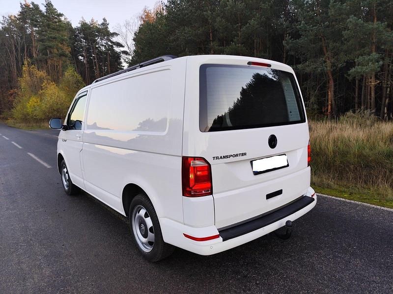 Weiß Gebraucht 2019 VW Transporter Van | 12.800 € (Guter Preis) - Bild 1/4