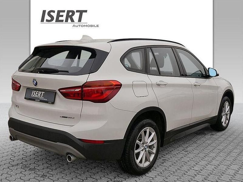 Gebraucht BMW X1 Advantage 150 PS (110 kW) 2018 Alpinweiss 3 SUV