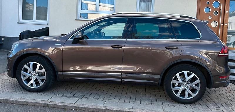 Gebraucht VW Touareg 245 PS (180 kW) 2013 Braun SUV