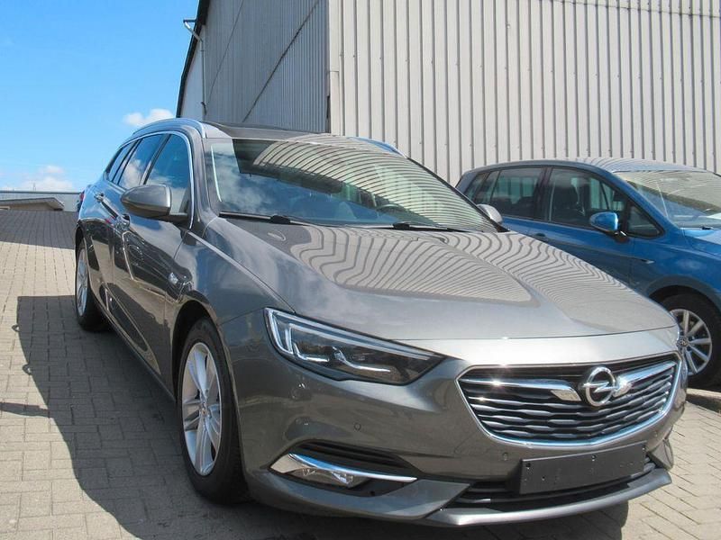 Grau Gebraucht 2017 Opel Insignia Business Edition Kombi | 12.990 € (Fairer Preis) - Bild 1/4