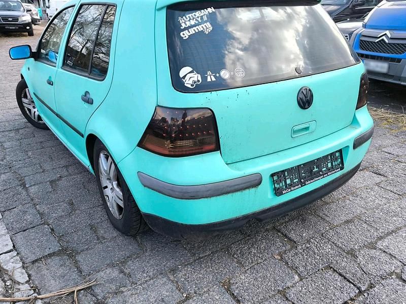 Gebraucht VW Golf IV 105 PS (77 kW) 2002 Grau Kleinwagen