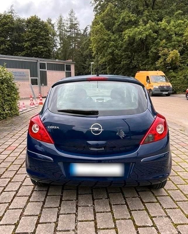 Usata Opel Corsa 60 CV (44 kW) 2009 Blu Utilitaria