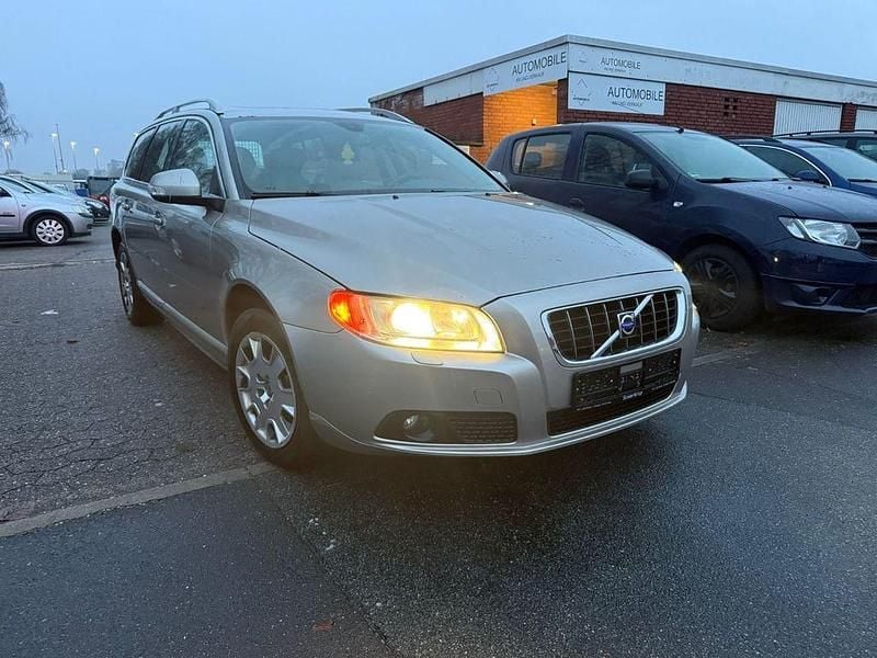 Grau Gebraucht 2007 Volvo V70 Summum Kombi | 3.480 € (Superpreis) - Bild 1/4